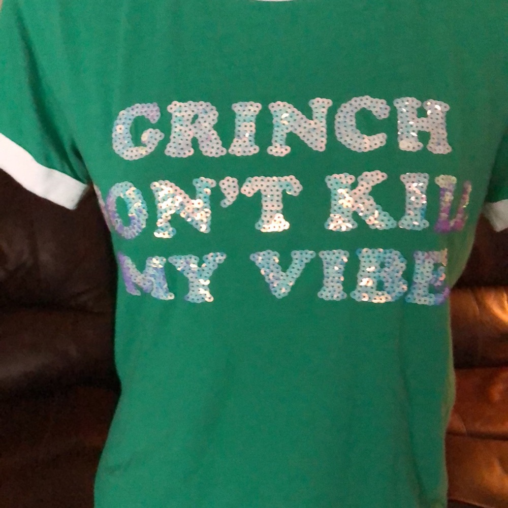 Pink tshirt - Picture 2 of 4